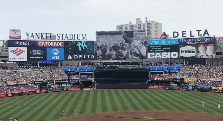 Stanton's 3-Run HR Powers Yankees Over Braves 6-2